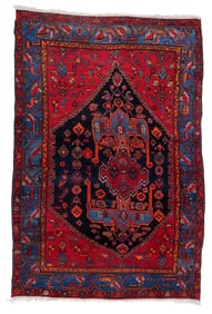 Handmade vintage Persian Hamadan rug 4.3' x 6.4' (133cm x 196cm) 1950s