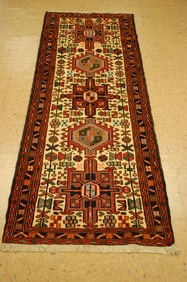 Persian HERIZ RUG 2' 4" x 6' 10"
