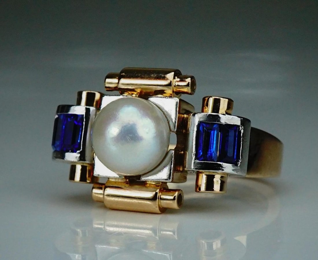 Vintage Mid Century 18 Carat Gold Pearl Spinel Cocktail Ring: Title: Vintage Mid Century 18 Carat Gold Pearl Spinel Cocktail Ring Description: Gorgeous vintage Mid Century, 1950s, solid 18 carat Gold and blue lab spinel ring! Measurements: pearl 8mm (0,31") gems