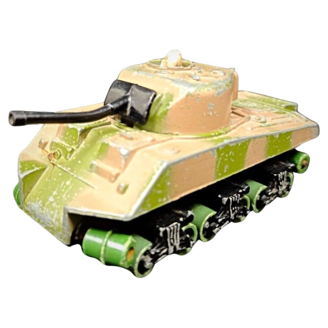 Vintage 1974 Matchbox Sherman Tank by Lesney - Battle Kings Series: Title:Vintage 1974 Matchbox Sherman Tank by Lesney - Battle Kings Series Origin:France Dimension:Length: 8.5 cm (3.3 inches)Height: 4 cm (1.6 inches)Width: 4 cm (1.6 inches) Materials:Metal Year:1974