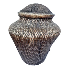 Large Vintage Chinese Willow Basket/Lidded