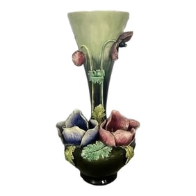 Late 19th Century French Barbotine Majolica Vase With Hand Sculpted Sprigged Flowers