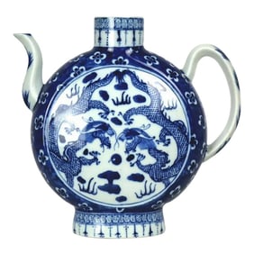 Large 18th Century Chinese Porcelain Teapot With Qianlong Mark on the Bottom