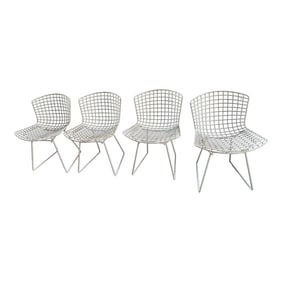 Late 20th Century White Powder-Coated Outdoor Wire Chairs Attributed to Bertoia for Knoll - Set of 4