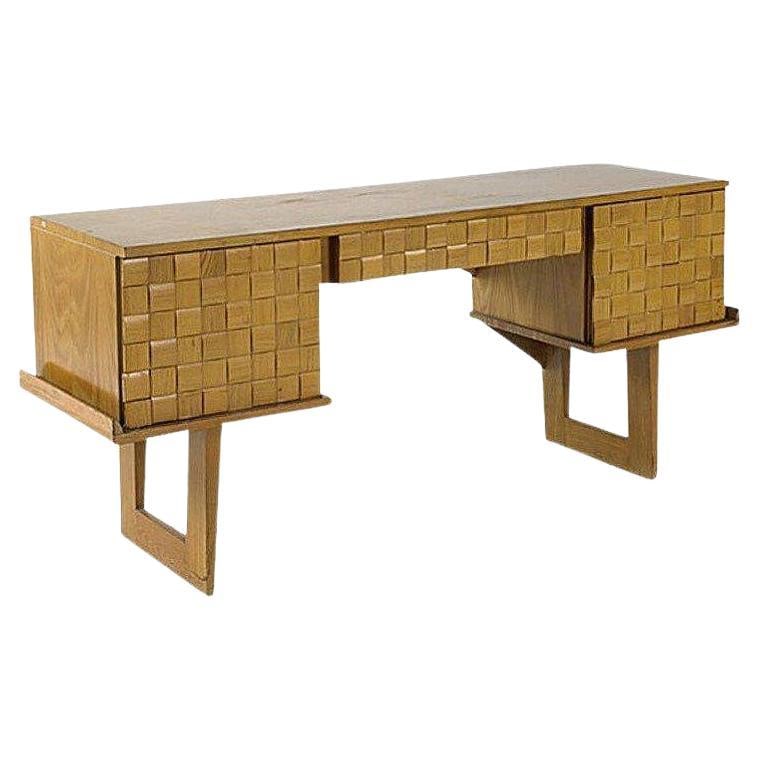 Mid-century Bleached Oak Basket Weave Desk by Paul Laszlo for Brown Saltman: Restored Mid-century bleached oak "Basket Weave" Desk designed by Paul Laszlo for Brown Saltman. This classic California Modern desk features two side cabinets and a center pull-out drawer with a soli