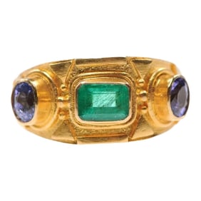 Etruscan Style Ring w/Emerald & Sapphires Size 7.5
