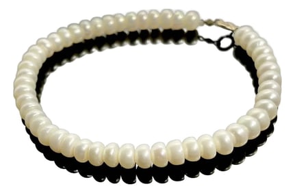 Late 20th Century Freshwater Pearl Bracelet 10k Gold by Michael Anthony.
