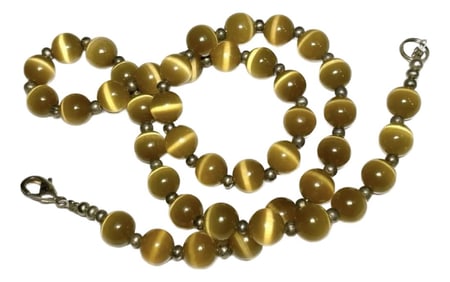 Mid 20th Century Cat's Eye (Chrysoberyl) - Silver - Necklace - Cymophane. Length: 18 in - Total Weig