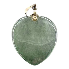 Mid 20th Century 14k Heart Shaped Very Fine Translucent Pale Apple Green Jade Pendant