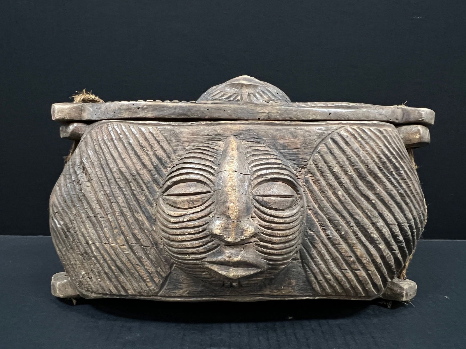 Kuba Wooden Bag (1 of 6)