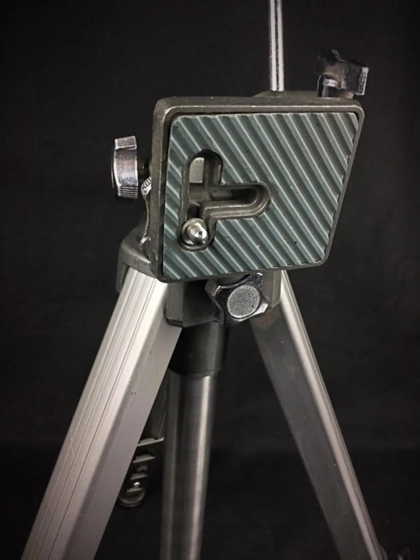 Vintage Velbon Telescopic Tripod - Max Height 110 cm (1 of 12)