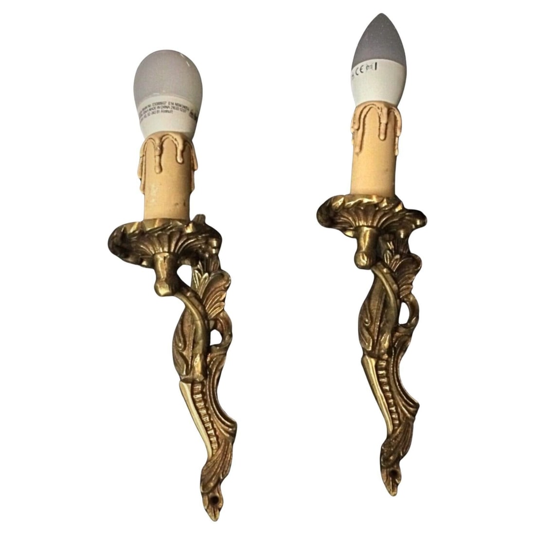 Pair of Vintage Brass Wall Sconces - Classic Design (1 of 8)