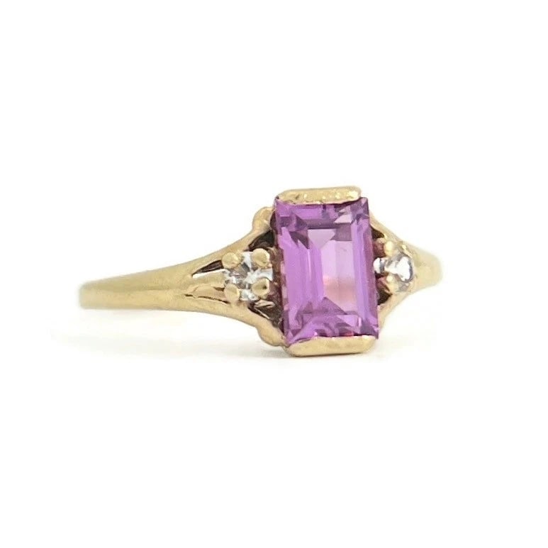 Vintage Pink Topaz Gemstone Diamond Ring 10K Yellow Gold, 1.15 Grams (1 of 8)