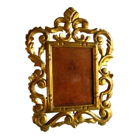 Late 19th Century Italian Baroque Carved Gilded Picture Frame
