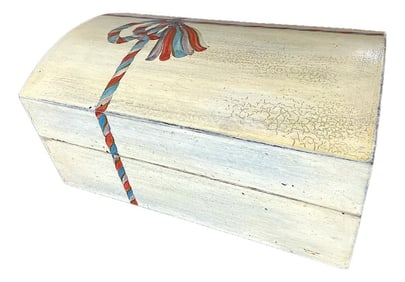 Mid 20th Century Hand-Painted Italian Dome-Top Box With Multicolor Tassel Motif