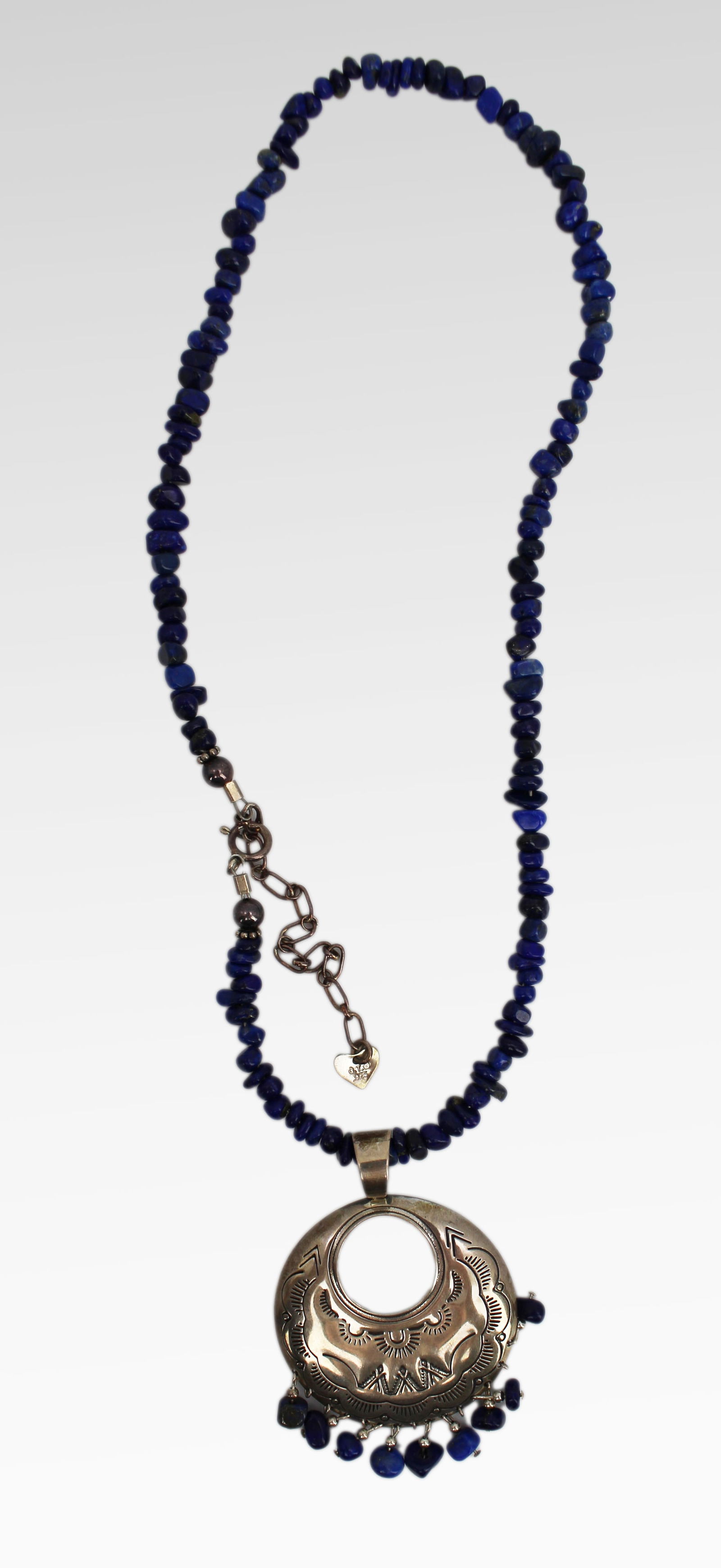 Vintage Lapis Lazuli Bead Necklace wih Sterling Silver Pendant (1 of 3)