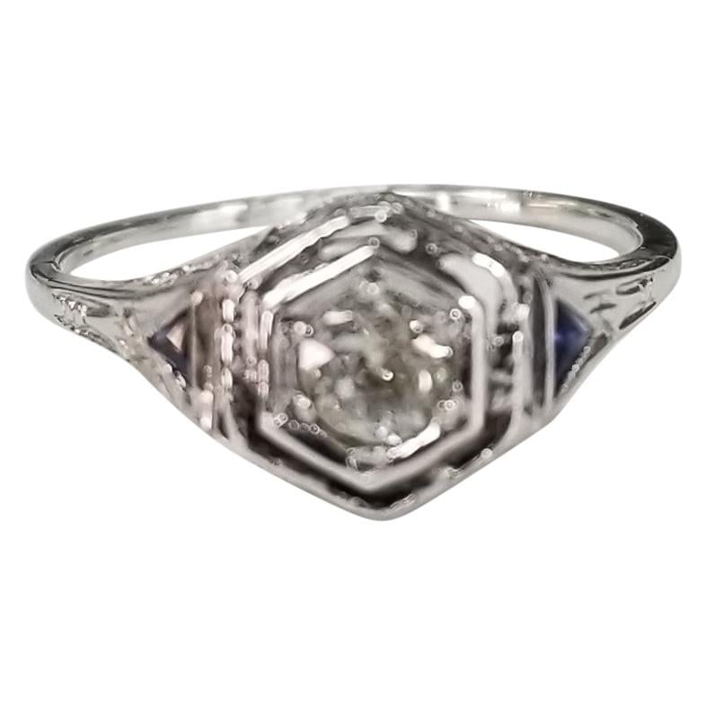 14 Karat White Gold Diamond Wedding Vintage Looking Ring (1 of 20)