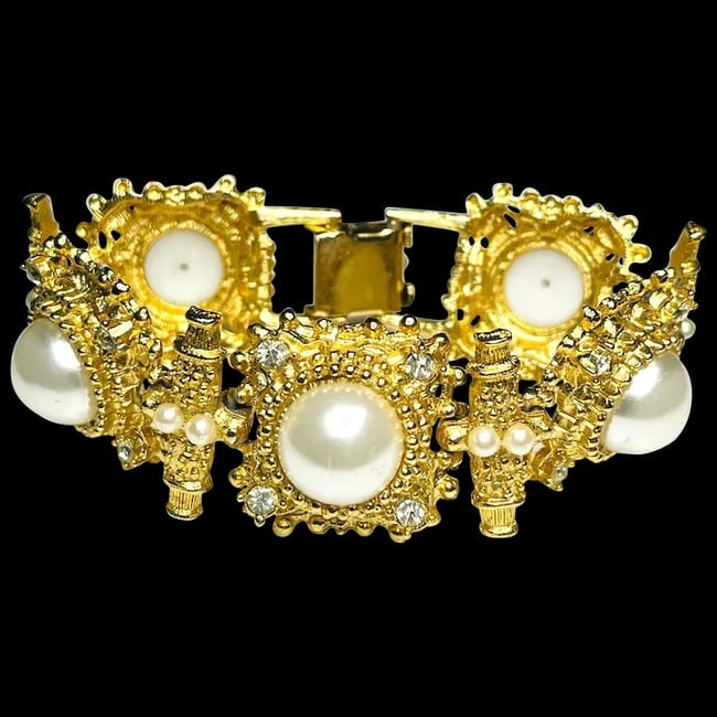 Estate Faux Pearl and Metal Statement Costume Jewelry Bracelet (1 of 1)
