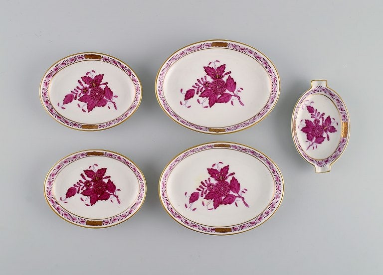 Five small Herend porcelain bowls with hand-painted purple flowers and gold decoration. Mid 20th (1 of 5)