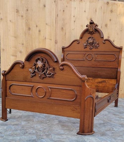 Antique Victorian Eastlake Stylr Carved Black Walnut Full Size Bed Frame: Vintage from before 2000 Materials: WALNUT, WOOD *** Shipping is NOT Free, please contact us for a shipping quote. Antique Victorian Eastlake Style Carved Black Walnut Full Size Bed Frame Gorgeous Vic