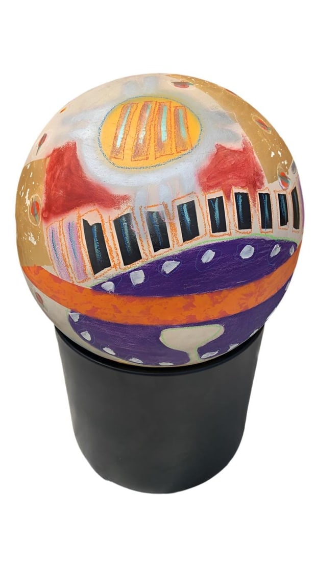 Mid Century Modern Multi Color Ball Sculpture on a Gainey Ceramics Black Clay Planter: Vintage from before 2000 Materials: ceramic *** Shipping is NOT Free, please contact us for a shipping quote. Mid Century Modern Multi Color Ball Sculpture on a Gainey Ceramics Black Clay Planter