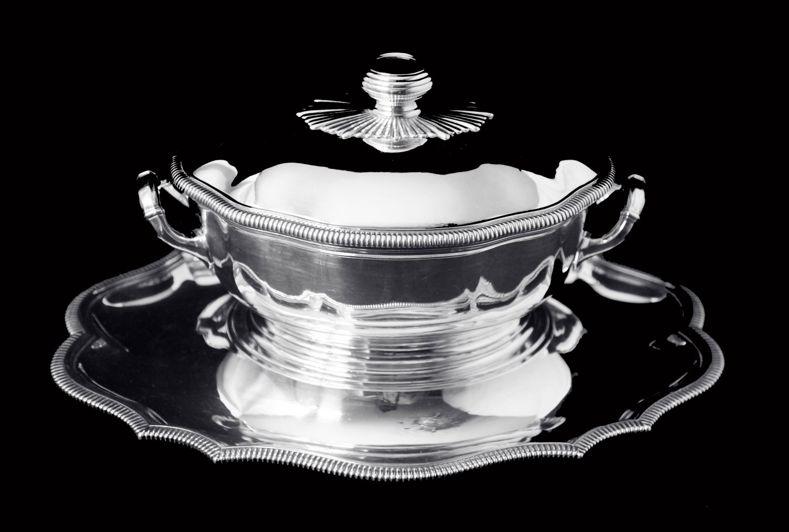 Puiforcat (Hermes) - 4pc. Antique French 950 Sterling Silver Covered Soup / Stew Tureen with (1 of 11)