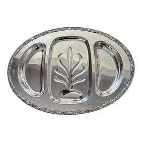 Vintage 1957 Wm Rogers Silver Plate Victorian Rose Well and Tree Buffet Tray