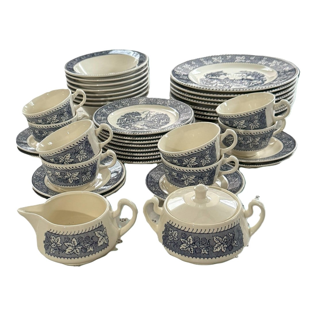 1930s Homer Laughlin Dinnerware Set for 8, Shakespeare Country Pattern, Stratwood Collection- 41 Pie: Homer Laughlin dinnerware set for 8, Shakespeare Country Blue Pattern, Stratwood Collection, 41 pieces: Eight deep 10.25" dinner plates - one with chips (one on the front, one on the back) Eight 7.5"