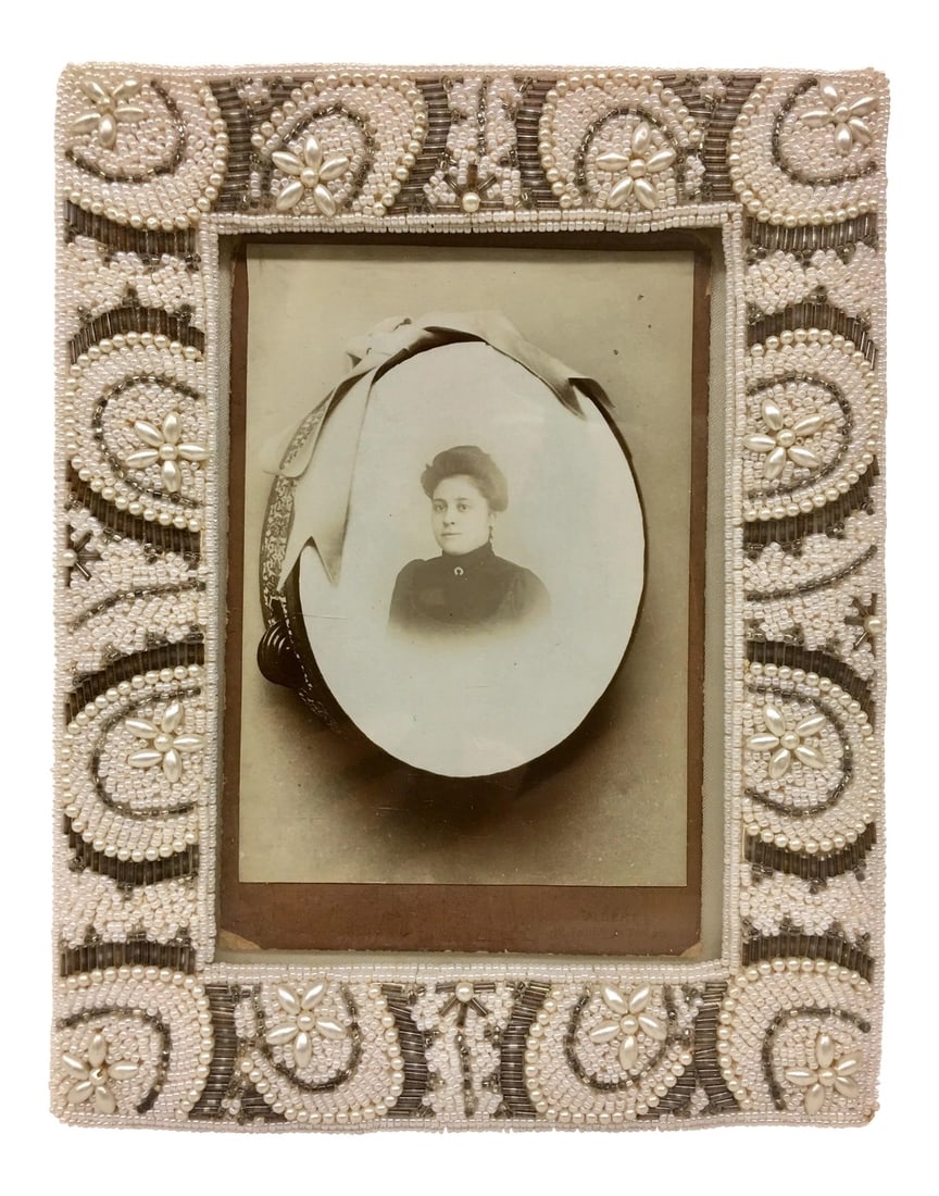 Antique Victorian Portrait Framed Photo (1 of 11)