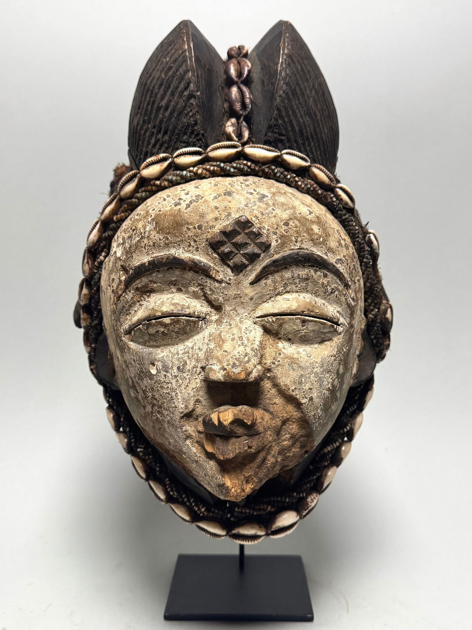 War Mask - Wood - Kifwebe - DR Congo (1 of 12)