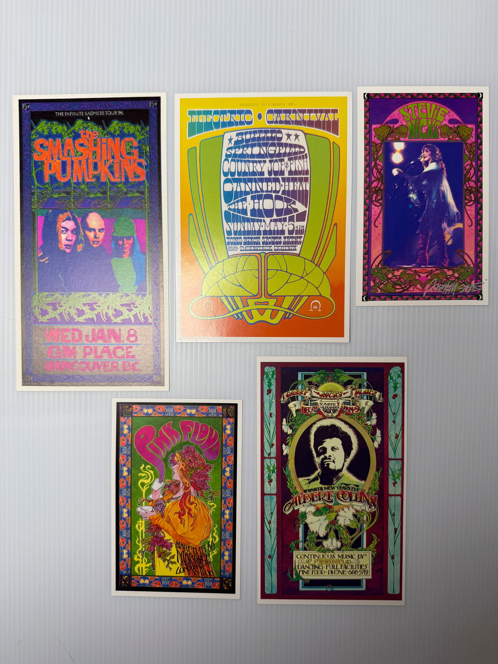 A SET OF BOB MASSE POSTCARDS - 1 SIGNED (1 of 1)