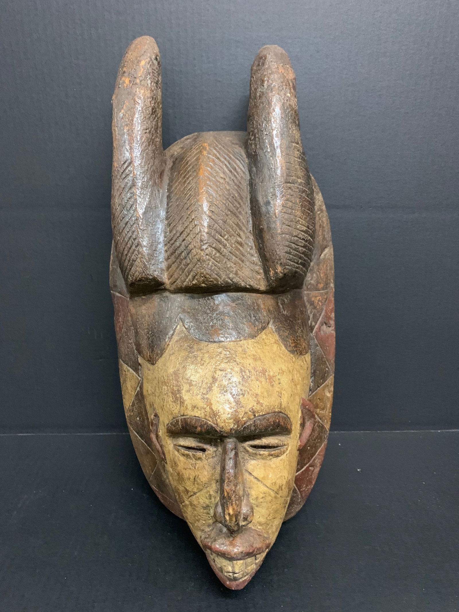 Punu Mask (1 of 8)