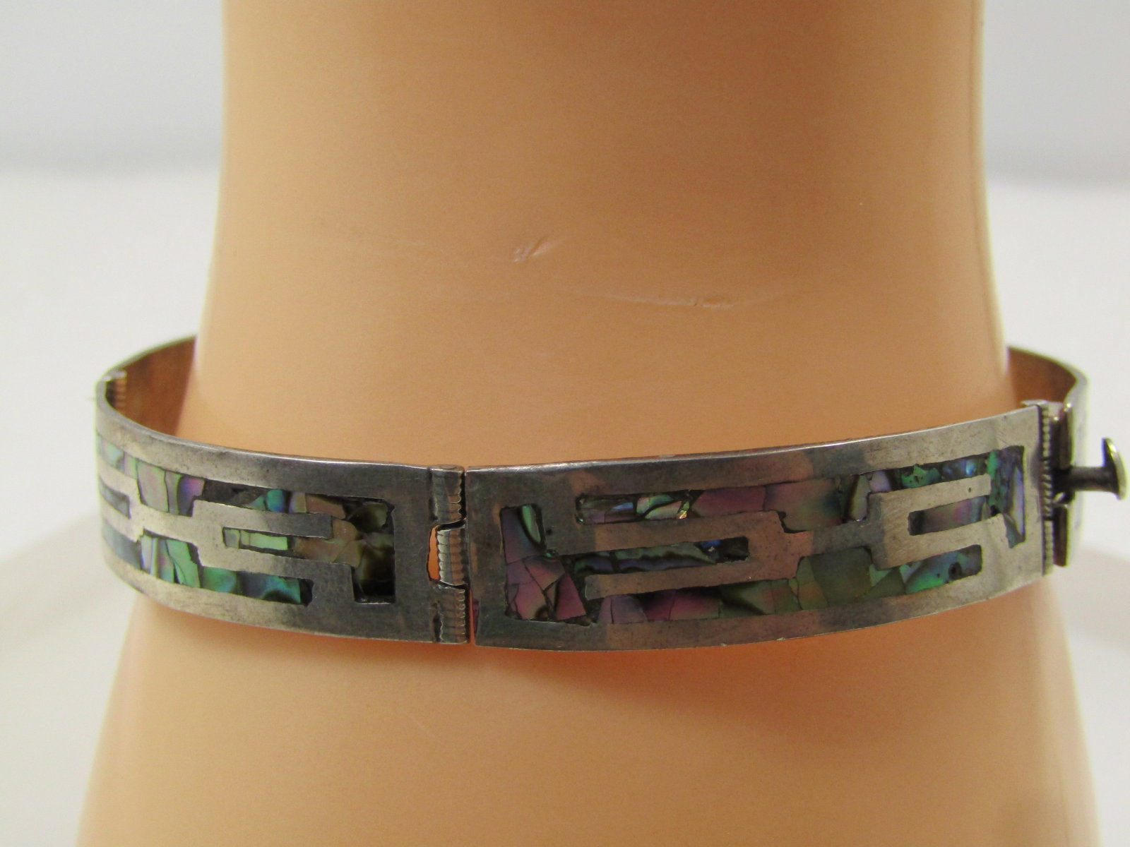 Vintage Sterling Inlaid Abalone Panel Bracelet, Mexico, Taxco, Signed, 1960's-1970's: Title: Vintage Sterling Inlaid Abalone Panel Bracelet, Mexico, Taxco, Signed, 1960's-1970's Description: Vintage Sterling Inlaid Abalone Panel Bracelet, Mexico, Taxco, Signed, 1960's-1970's, estimated