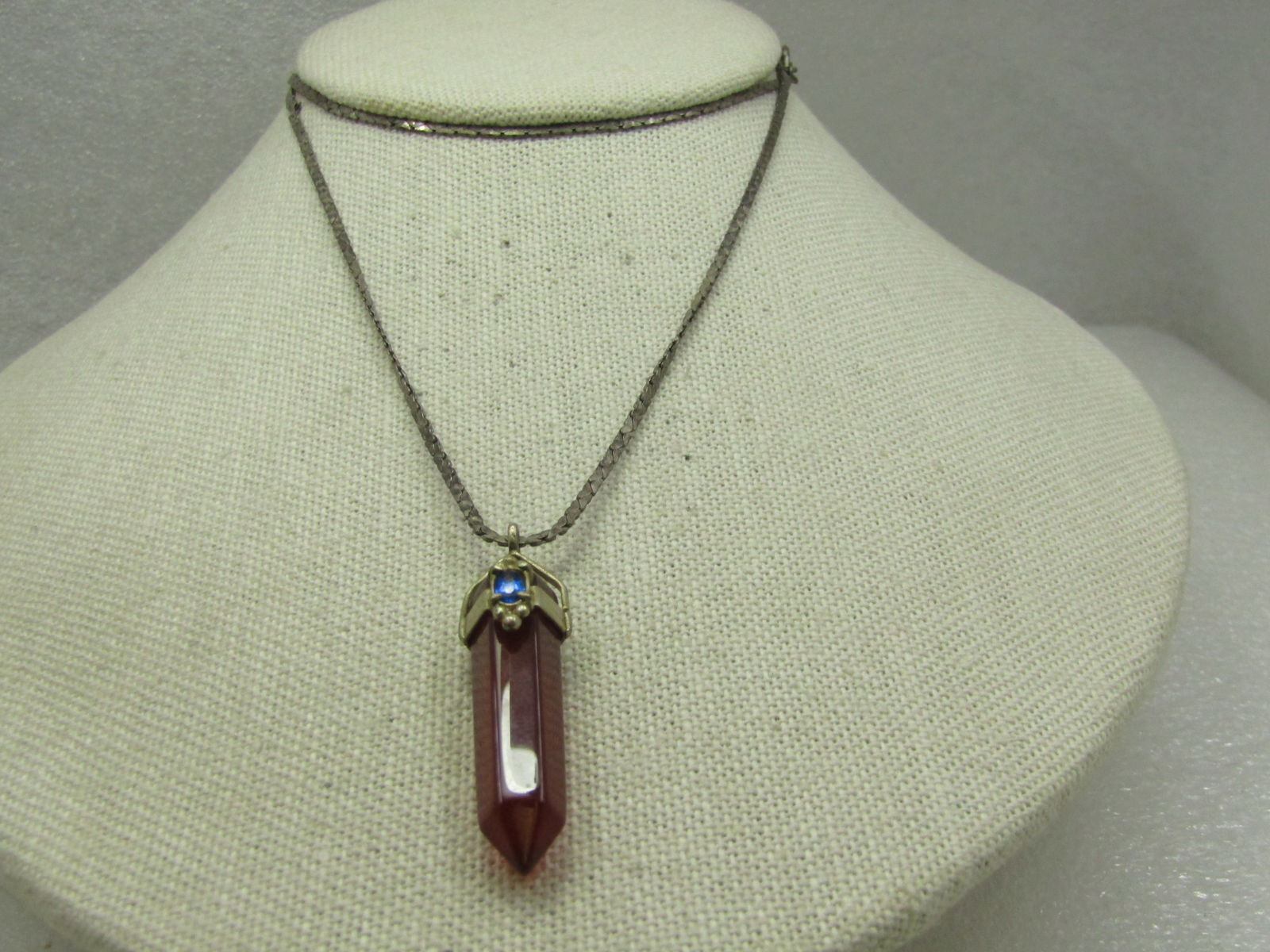 Vintage Sterling Carnelian Crystal, Blue Spinel Necklace 24", 1980's-1990's: Title: Vintage Sterling Carnelian Crystal, Blue Spinel Necklace 24", 1980's-1990's Description: Vintage Sterling Carnelian Crystal, Blue Spinel Necklace 24", 1980's-1990's. The pendant is 1.75" long f