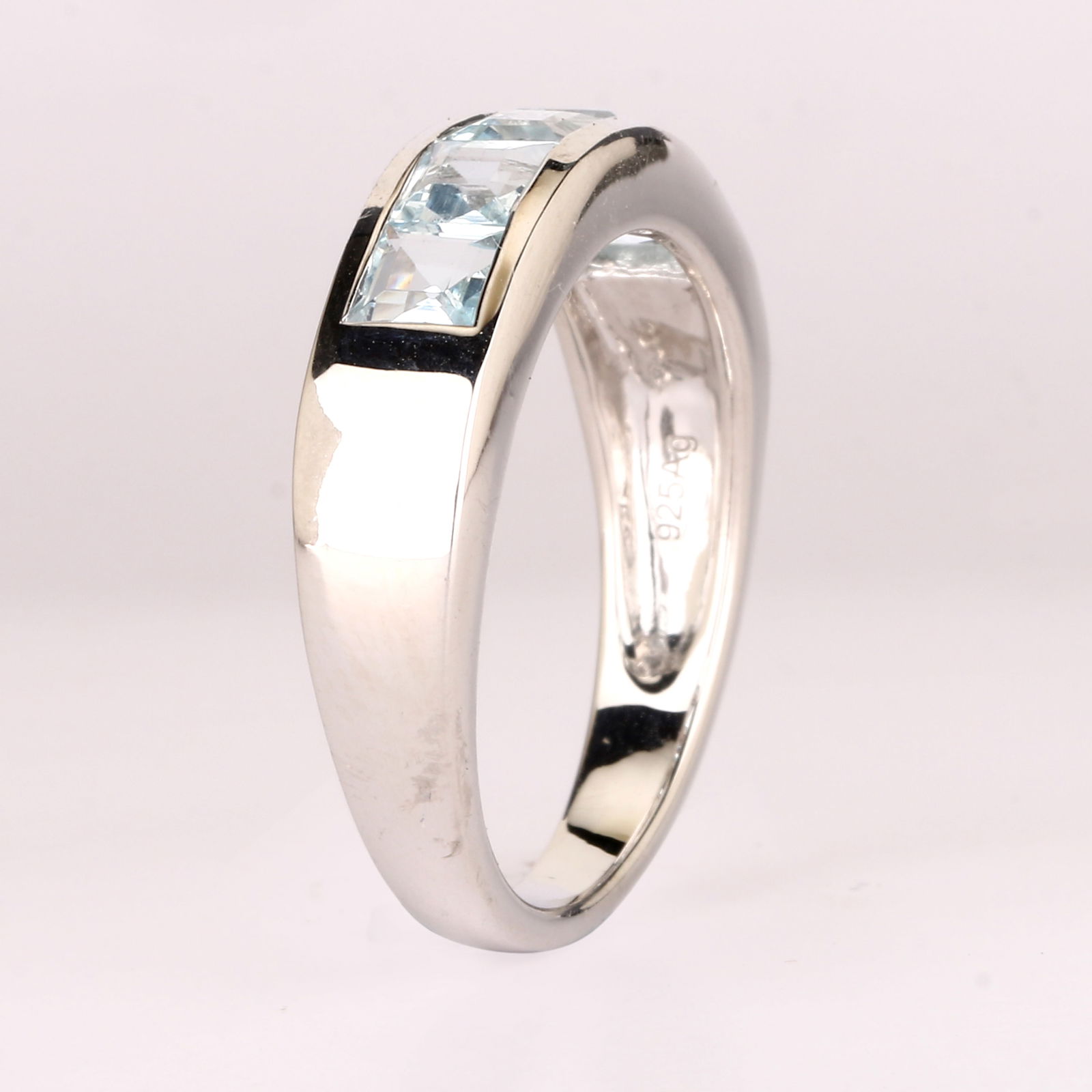 Ring: Aquamarine ( AA ) Square 4.00mm: Item:Ring Description: Aquamarine ( AA ) Square 4.00mm - 5Pcs Date/Period: After 2000 Material: 925 Silver W/Rhodium Gross Weight: 5.18 Metal Weight: 4.78 Reserve: $28.27 Shipping: Domestic: Flat-rate