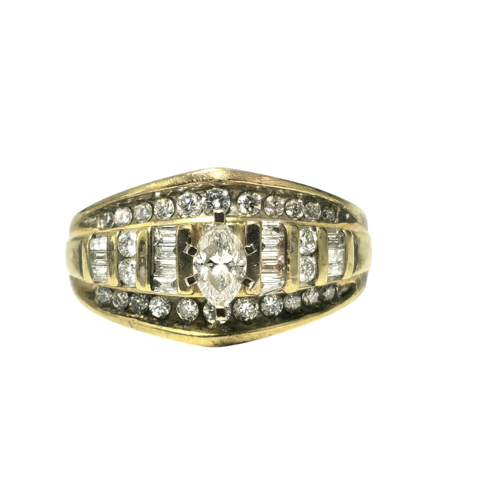 Vintage Collectible 2.90 Carat Diamond Engagement Ring 14k Gold: Title: Vintage Collectible 2.90 Carat Diamond Engagement Ring 14k Gold Description: Metal: 14K yellow gold. 2.90 carat diamonds total. Round, baguette and marquise cut diamonds. VS clarity, G color di
