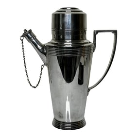 1930s English Silver Plate Mappin & Webb Art Deco Cocktail Shaker Designed by Keith Murray