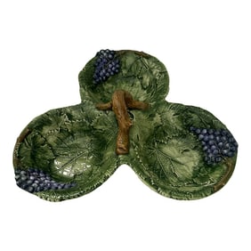 Green Grape Leaf Divided Dish