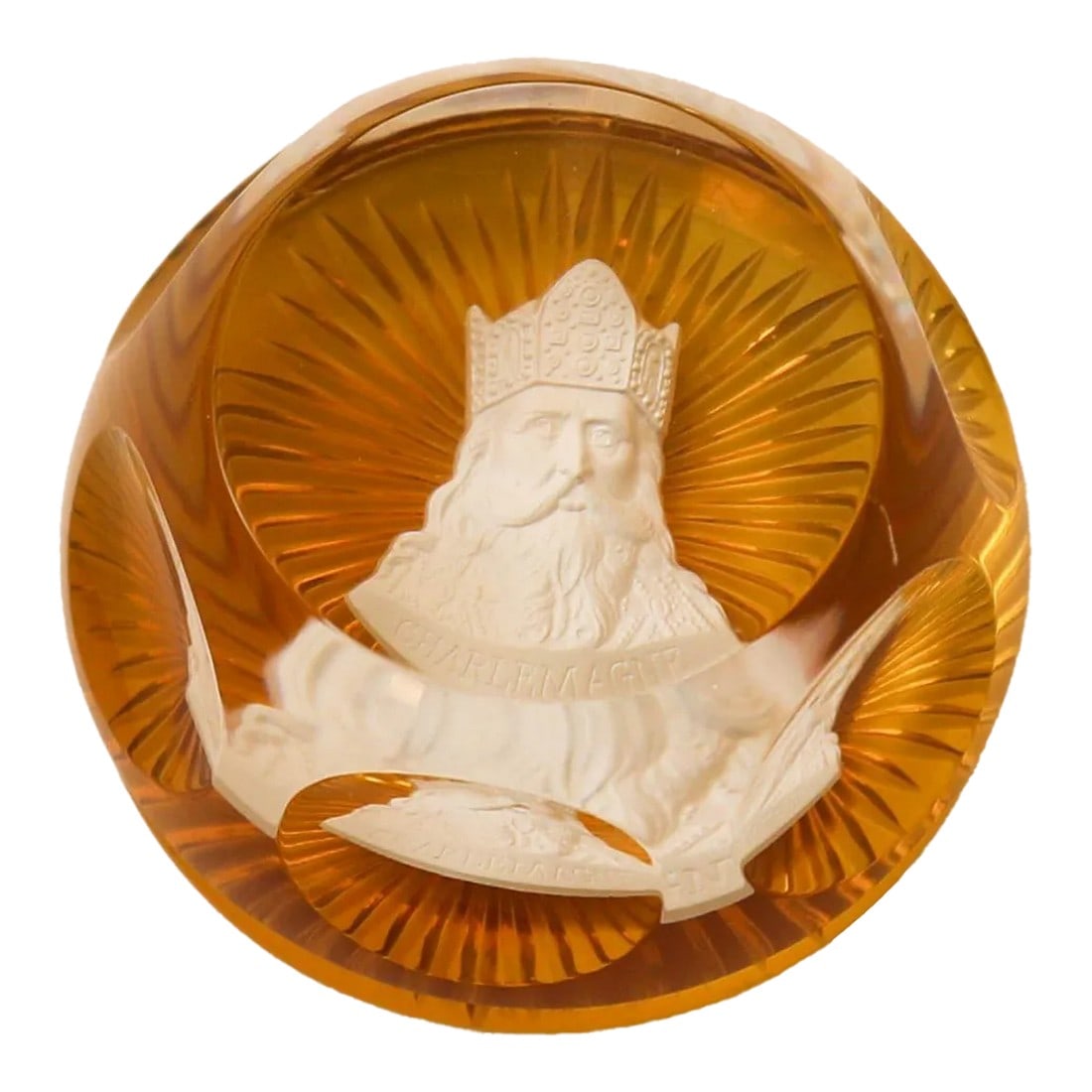 Collectible Baccarat Amber Crystal Cameo Franklin Mint Paperweight Charlemagne: Collectible Baccarat Amber Crystal Cameo Franklin Mint Paperweight King Charlemagne of France. This exquisite Franklin Mint Baccarat Crystal Cameo Paperweight will be a stunning addition to any collec