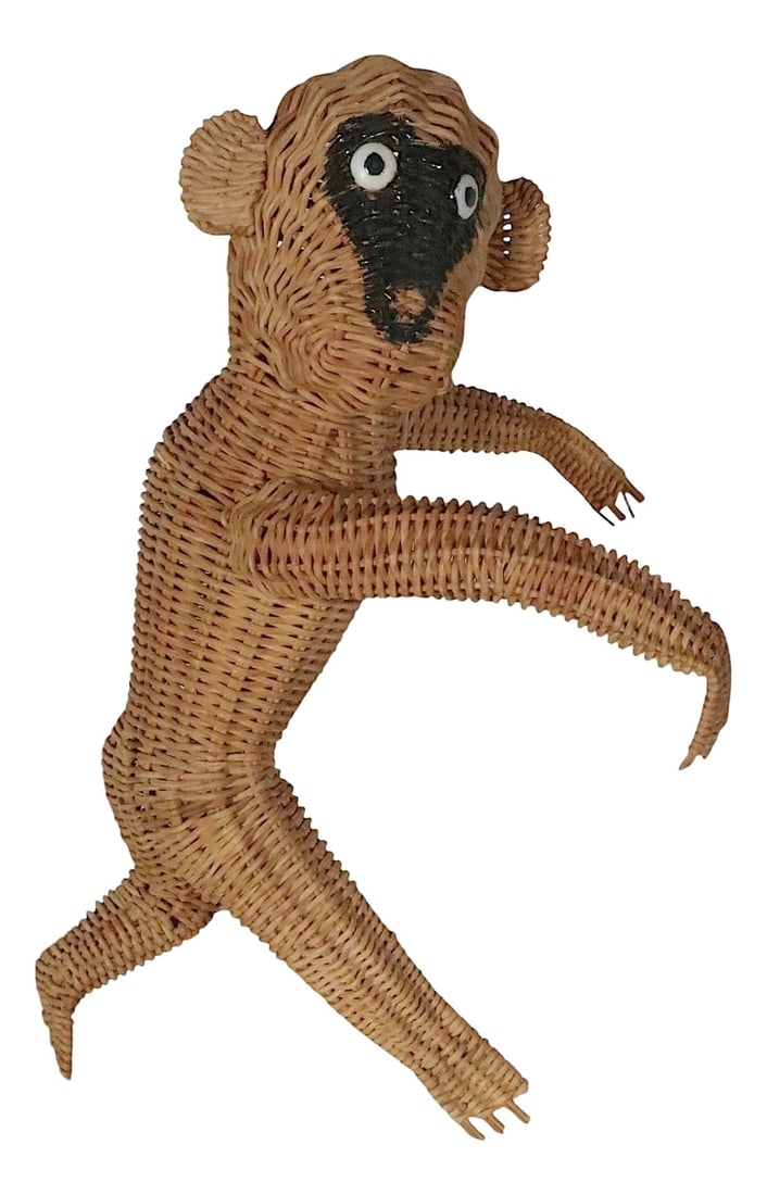 Whimsical Vintage Wicker Monkey C. 1970's: Decorative, whimsical and fun vintage wicker monkey, circa 1970's. This example is in very fine original condition, free of damage or repairs. Condition: Alterations: Original Condition Unaltered Impe