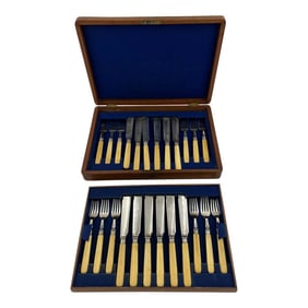 Antique Cases Edwardian Akin Brothers Sheffield 24 Piece Dessert Service