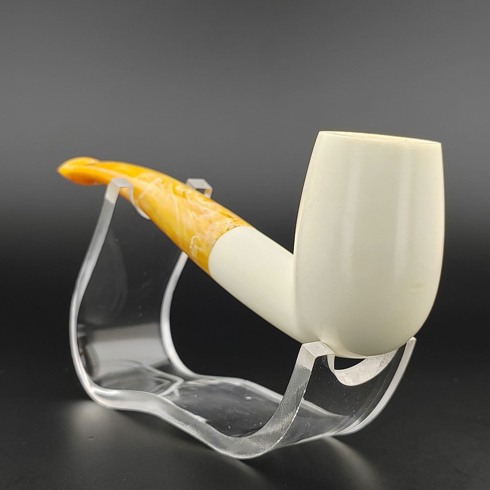 Classic Smooth Meerschaum Pipe (1 of 9)