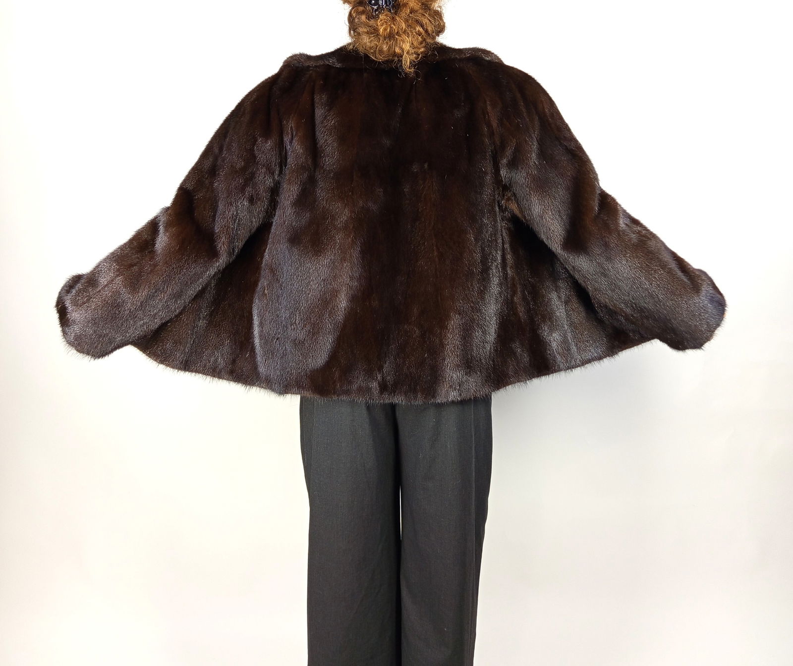 MAHOGANY MINK JACKET EU: XL - US:20 (1 of 9)