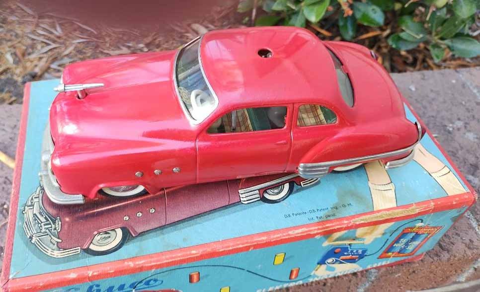 Schuco Ingenico 5311 (Made in Germany), Buick remote control car,car is c10, box is c8, accessories: Title: Schuco Ingenico 5311 (Made in Germany), Buick remote control car,car is c10, box is c8, accessories are c9 . Description: Schuco Ingenico 5311 (Made in Germany), Buick remote control car,car is