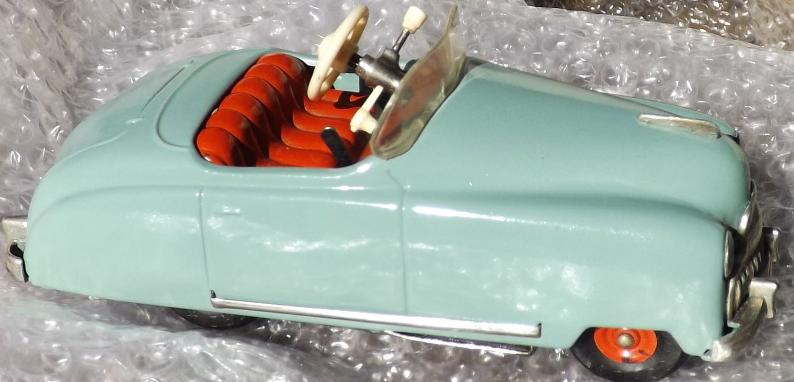 Schuco "Tacho Examico" 4002 (made in Western Germany) BMW 328 car, rack and pinion steering,three: Title: Schuco "Tacho Examico" 4002 (made in Western Germany) BMW 328 car, rack and pinion steering,three speeds forward, neutral, reverse,c9. Description: Schuco "Tacho Examico" 4002 (made in Western