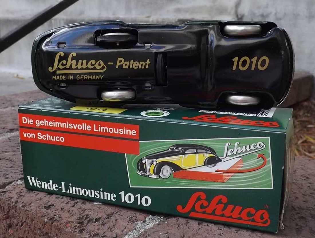 Schuco Maybach Limousine 1010 (Made in Germany), windup motor , no-fall action off the end of the: Title: Schuco Maybach Limousine 1010 (Made in Germany), windup motor , no-fall action off the end of the table, boxed, c10. Description: Schuco Maybach Limousine 1010 (Made in Germany), windup motor ,