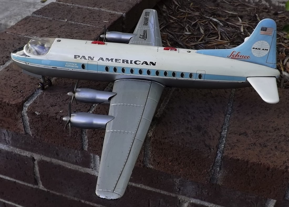 Schuco Radiant 5600 PanAm , the very much sought after Vickers Viscount plane type, with complex: Title: Schuco Radiant 5600 PanAm , the very much sought after Vickers Viscount plane type, with complex sequencing of props and taxiing, c9 , remote wire steering, Engines rev up one by one, plane sta