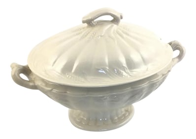 1950s Large Staffordshire Style Blanc De Blanc Tureen