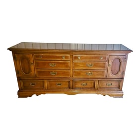 Vintage Kent Coffey Carriage Trade Collection Early American Style Solid Wood Double Dresser in Cher