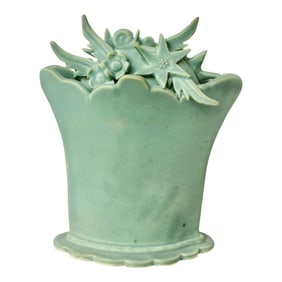 Vintage Terra Cotta Art Deco Flower Pot. Circa 30s-40s